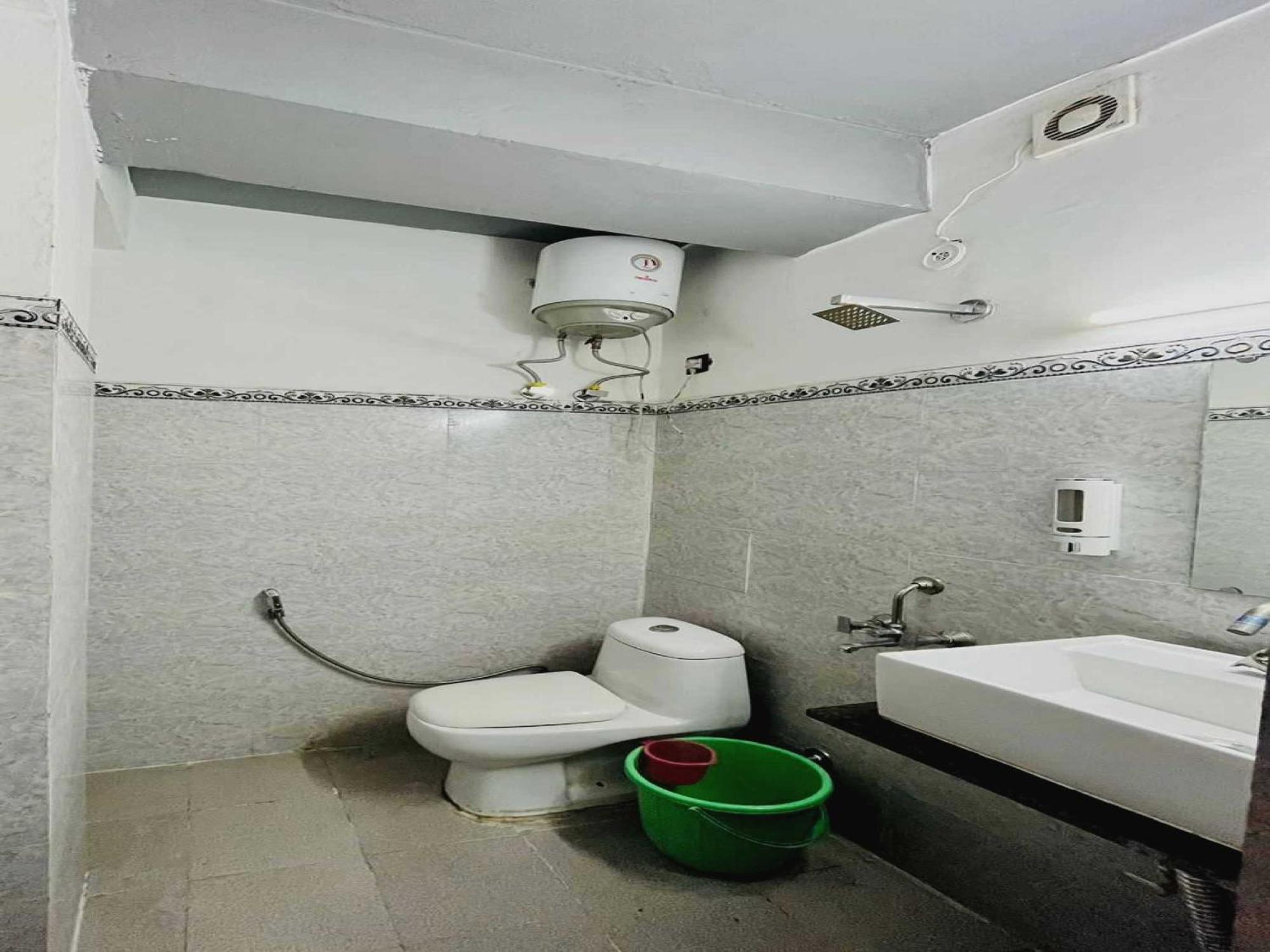Hotel Kings Court New Delhi